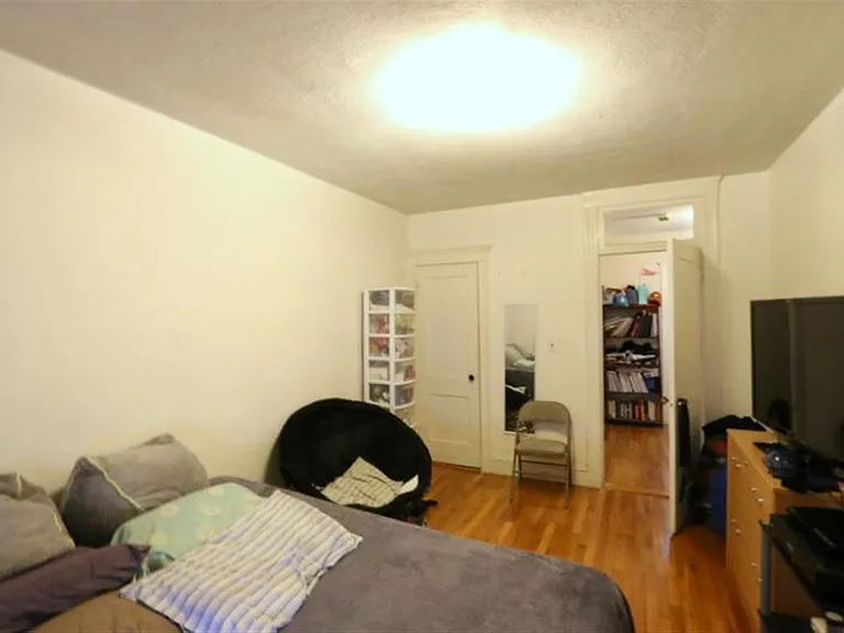 333 Harvard St #2 — Photo 3