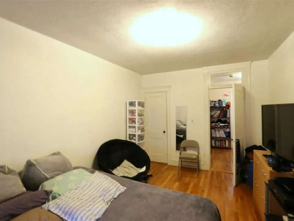 333 Harvard St #7