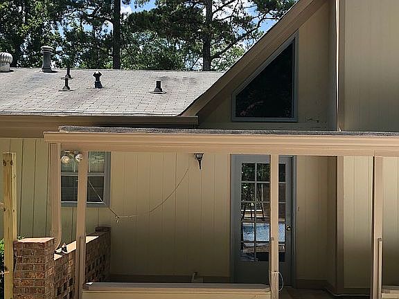 4th image of 1820 Gallant Fox Ln NE