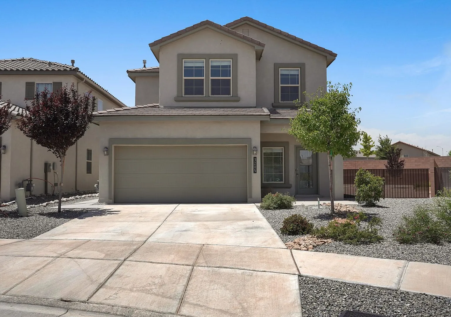 Rent Special! | Great Location! | Newer Modern Home| Spacious home and Yard | Move-In Ready!! — Photo 1