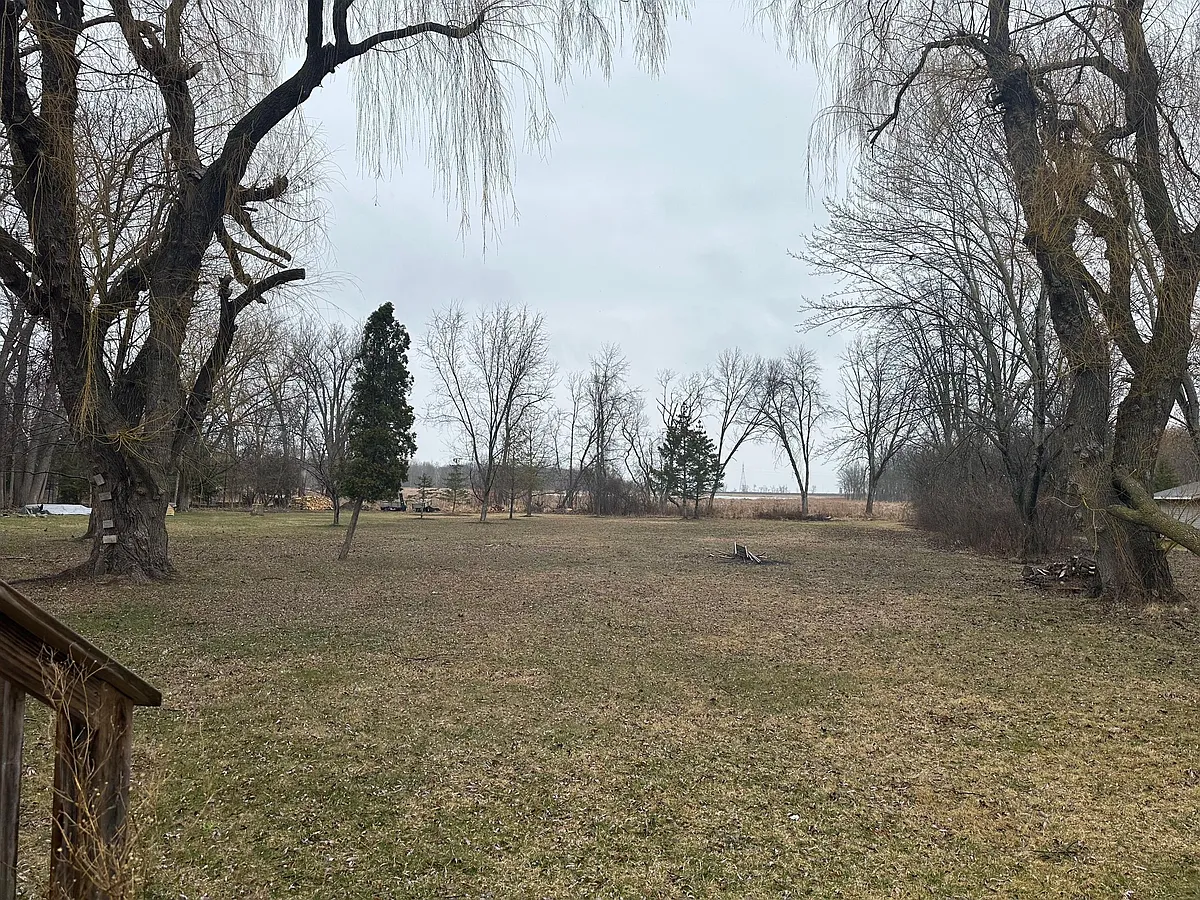 Building Photo - 962 Lakeview Dr #1