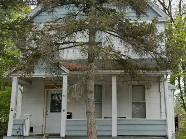 33 Saint John Ave, Binghamton, NY 13905