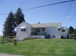 1338 Chestnut St, Monaca, PA 15061