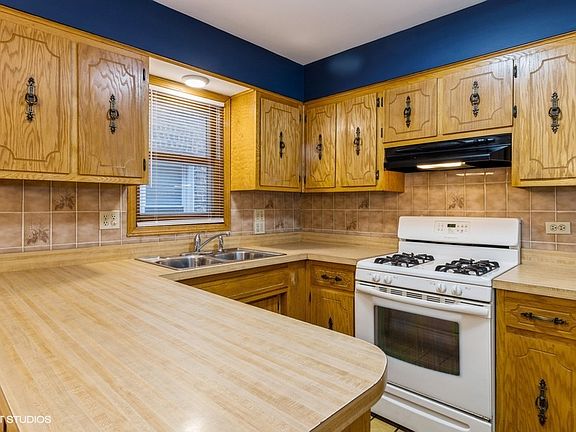 4th image of 5235 W Leland Ave APT 2W