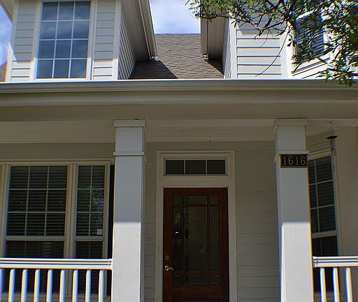 2nd image of 1616 Bridgeway Dr