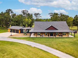 13975 Shady Acres Rd, Bentonville, AR 72713