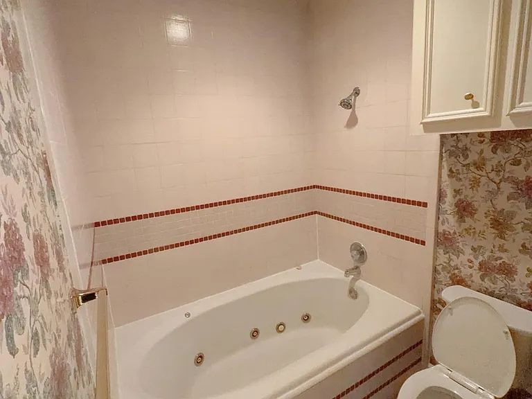 11852 Taylorcrest Rd #8 — Photo 21