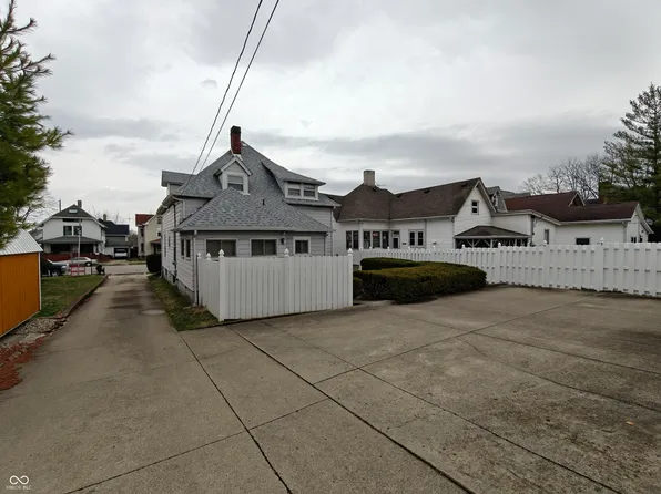 367 W Broadway St, Shelbyville, IN 46176