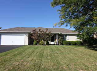 19 Blue Birch Dr, Rochester, NY 14612