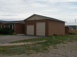 12 Main Dr, Wheatland, WY 82201