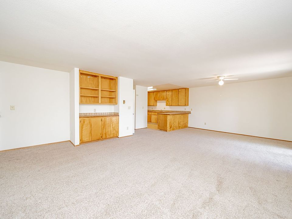 1st image of 427-437-439 Foothill Blvd #4273