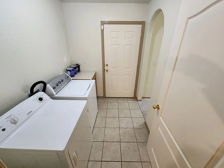 5983 Moon View Dr — Photo 38