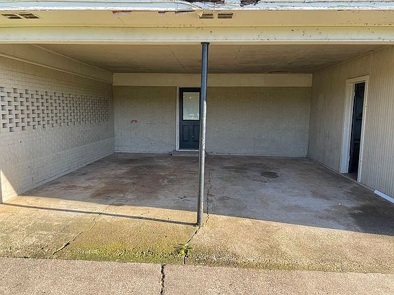 3rd image of 23205 State Highway 110 N