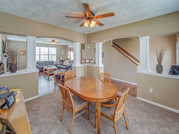 5th image of 908 Ottawa Ct