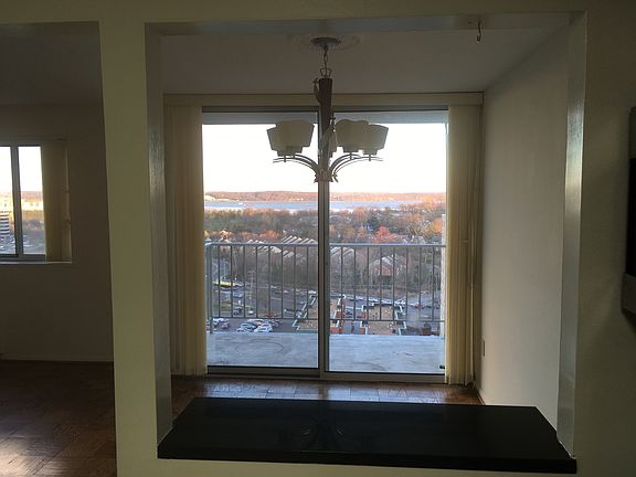 2nd image of 2059 Huntington Ave APT 1211