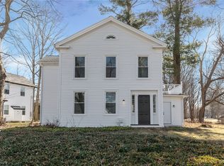 7366 Crossfield Rd, Mentor, OH 44060