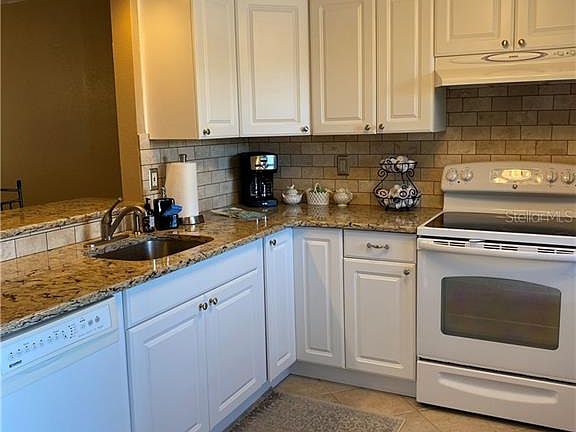 4th image of 719 Pinellas Bayway S APT 110