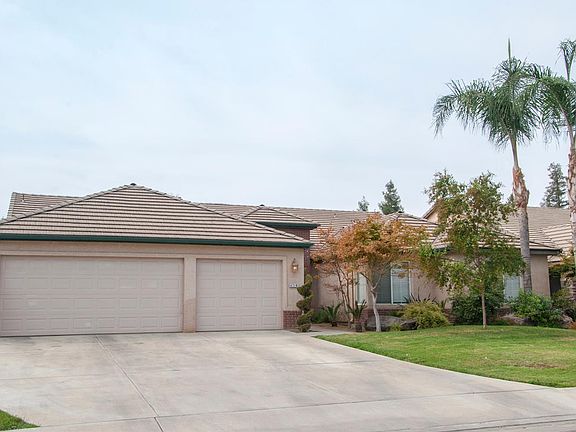 3rd image of 4719 W Coppola Ct