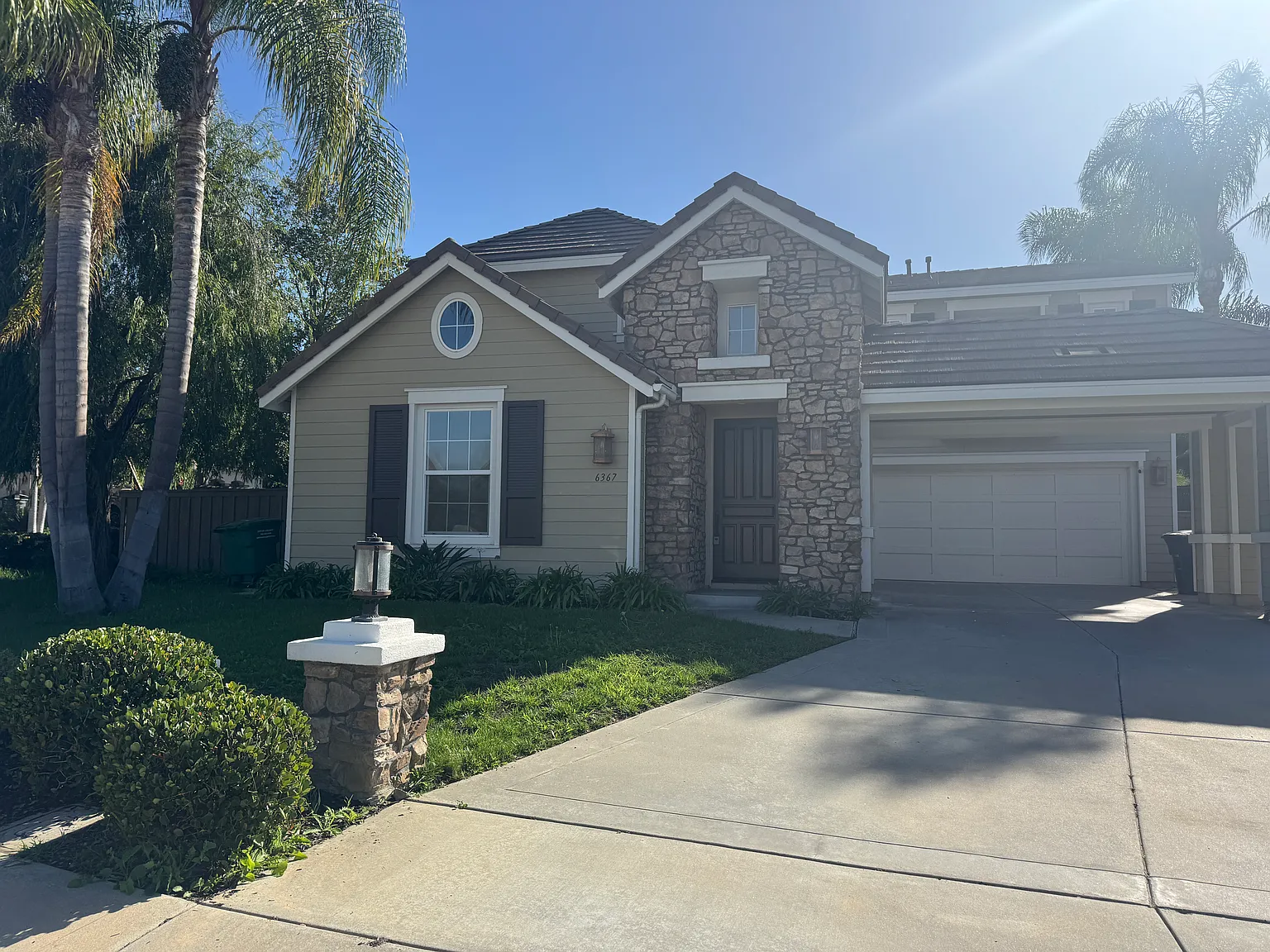 5 bed, 3.5 bath, 3408 sqft, $6,000 — Photo 2