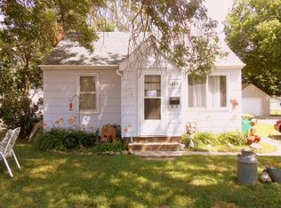 1053 Redding Ave, Windom, MN 56101