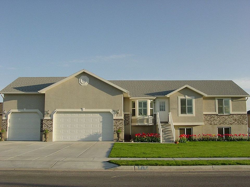 4689 W 300 N, West Point, UT