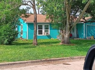 1713 N Avenue H, Freeport, TX 77541