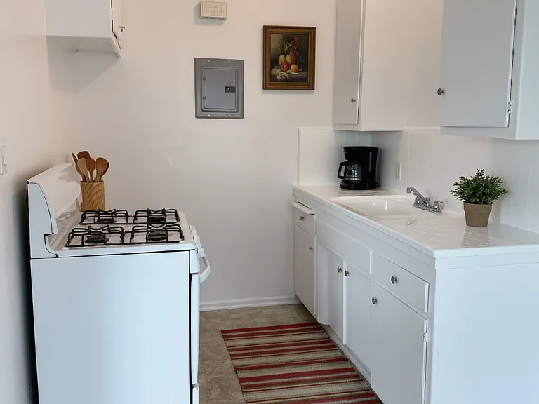 Idea of how the space with furniture placement.