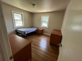 5215 Huntington Ave #B, Newport News, VA 23607