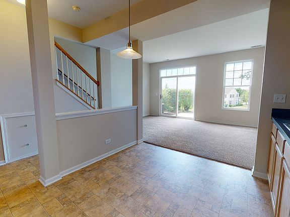 3rd image of 2289 Flagstone Ln