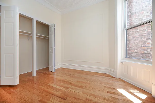 Rented by Walber 82nd Street | media 14