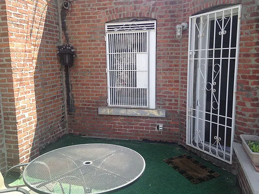 Rented by Tamara Cohen, LREB | media 11