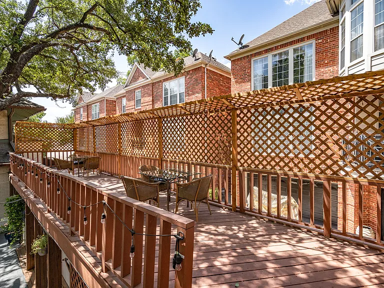 3900 Bowser Ave — Photo 58