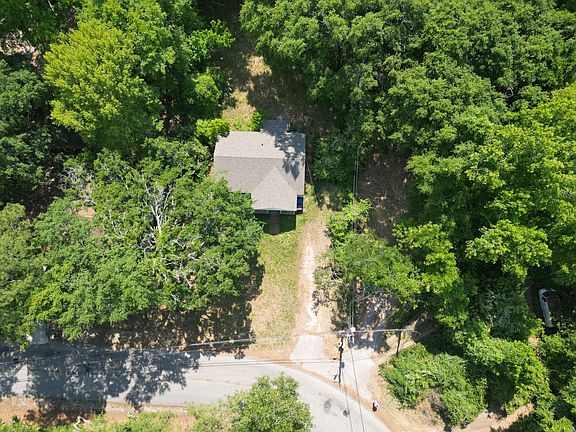 5th image of 1740 Dogwood Rd