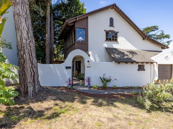 677 Taylor St, Monterey, CA 93940