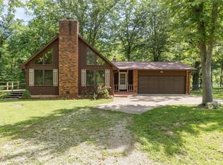 614 Willow Tree Ln, Farmington, MO 63640