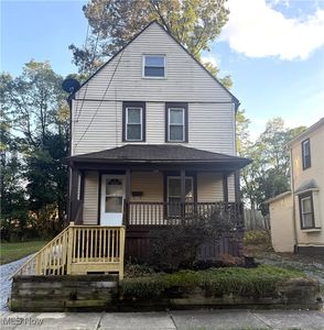 483 Bishop St, Akron, OH, 44307