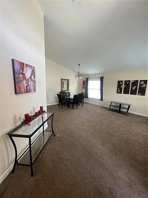 4 bed, 2.0 bath, 2045 sqft, $2,750 — Photo 4