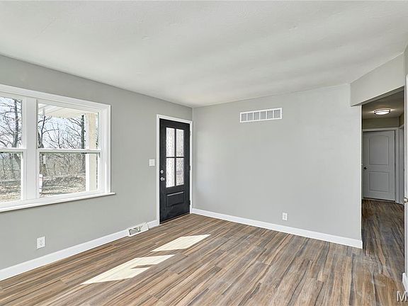 4th image of 3523 E Four Ridge Rd