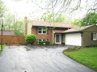 26931 Oakmead Dr, Perrysburg, OH 43551