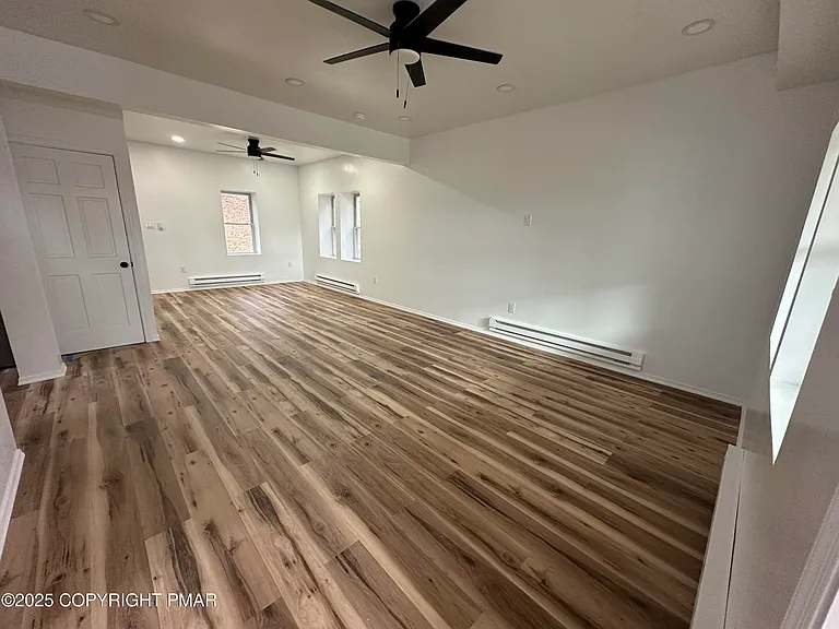92 Kinney Ave — Photo 3