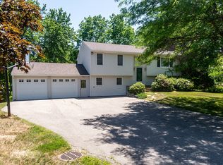 23 Littlehale Rd, Durham, NH 03824