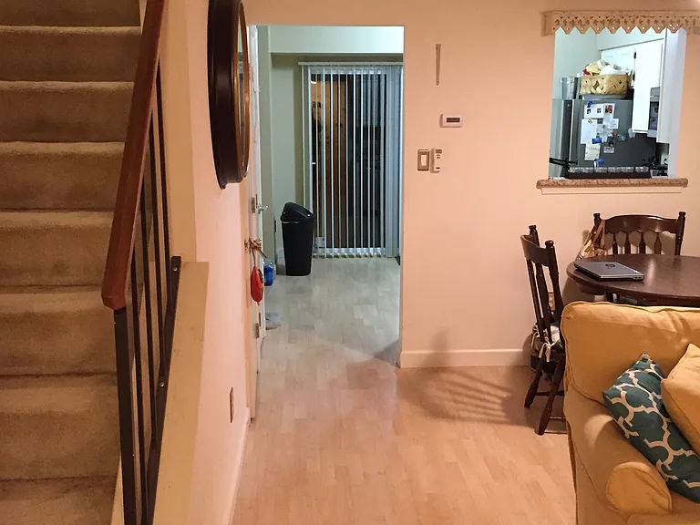 6885 Chasewood Cir — Photo 3