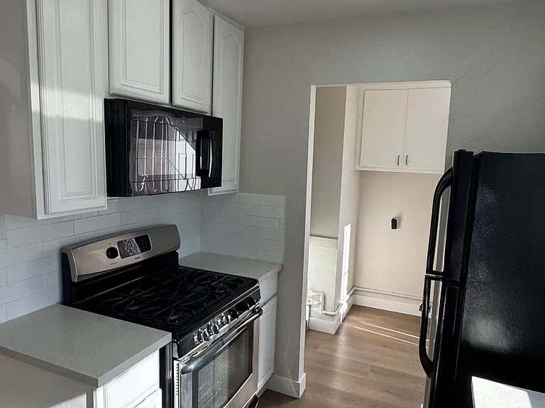 538 Douglas Ave #BACK — Photo 1