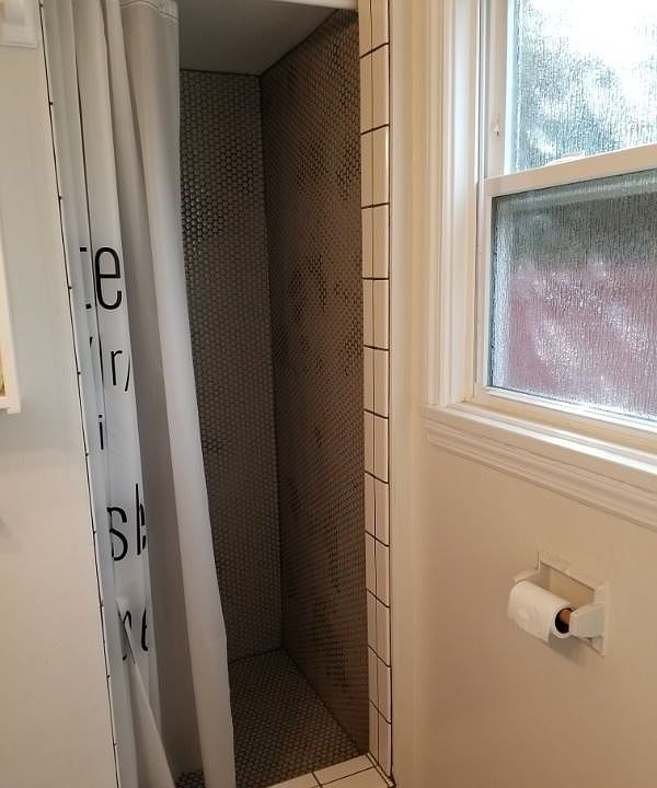 2nd image of 225 7th Ave APT C