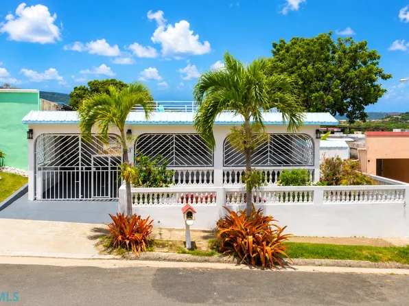 1 Calle V1, Luquillo, PR 00773