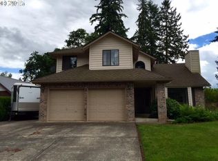 735 NE 30th Pl, Canby, OR 97013