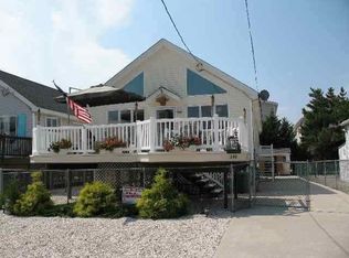 388 21st St, Avalon, NJ 08202