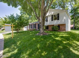 10306 Steamboat Landing Ln, Burke, VA 22015