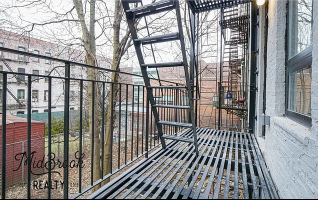 Rented by Midbrook Realty, LLC | media 14