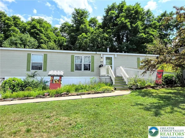 210 Avenue A, Palmerton, PA 18071